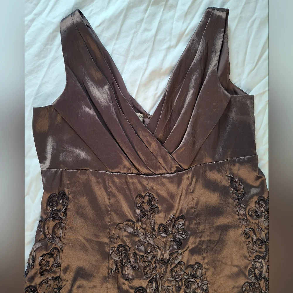 Evan Picone Bronze Embroidered Cocktail Dress Wedding Guest Size 16 - Picture 5 of 8